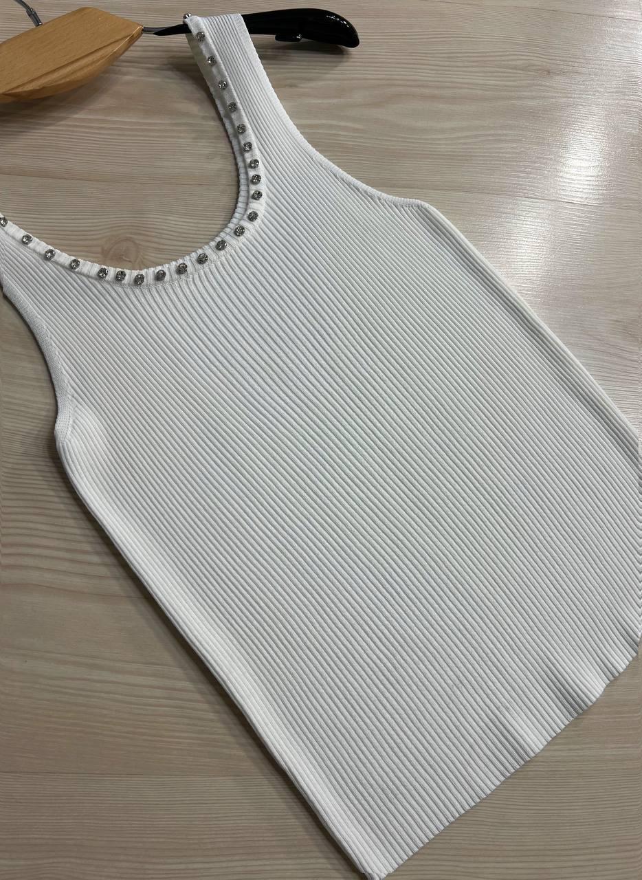 Майка женская A-N 3805 в рубчик с камнями на вырезе OS Белый (26404733) - фото 9 Майка женская A-N 3805 в рубчик с камнями на вырезе OS Белый (26404733) - фото 9