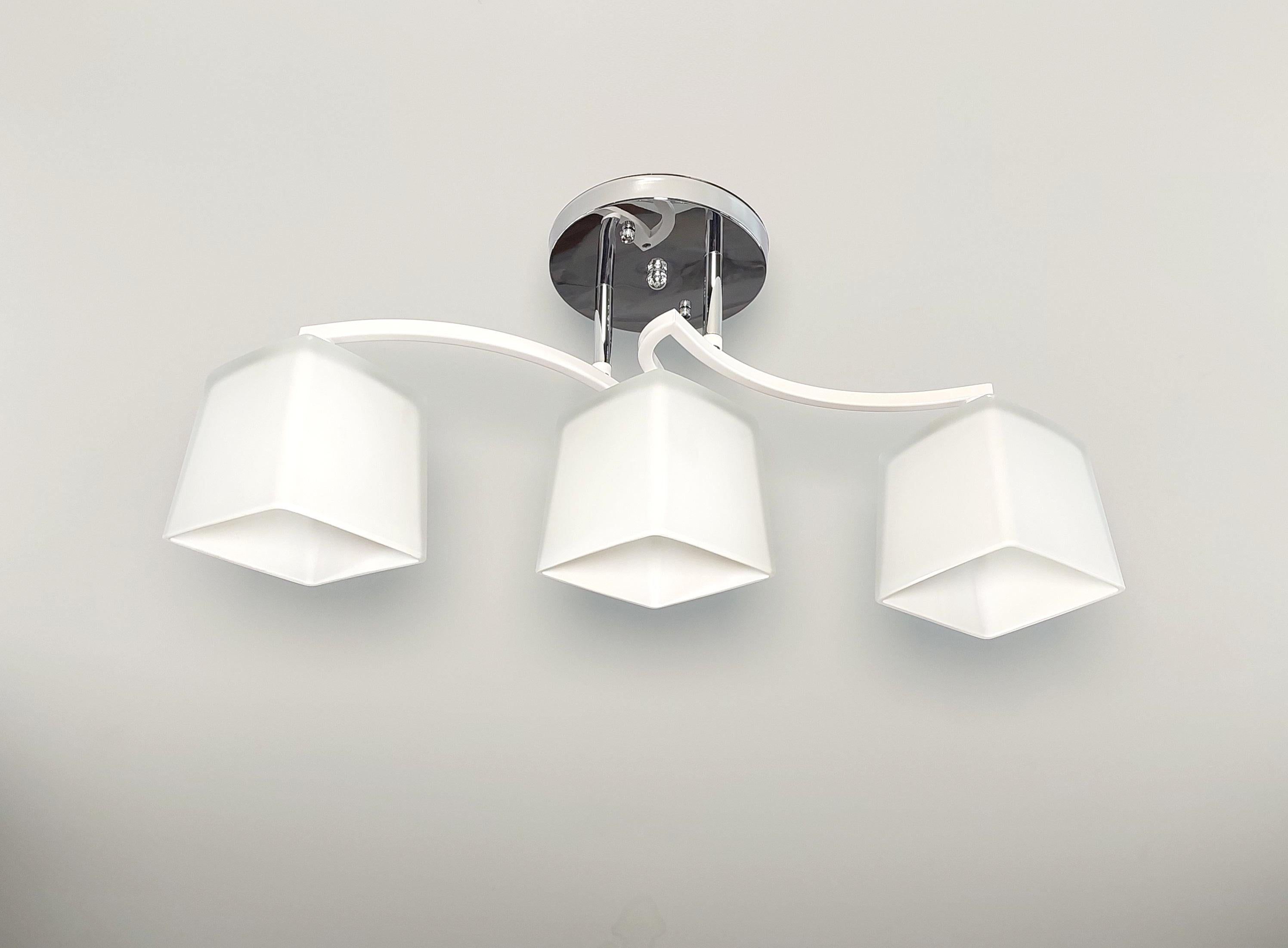 Люстра потолочная на 3 плафона Белый (7465/3)