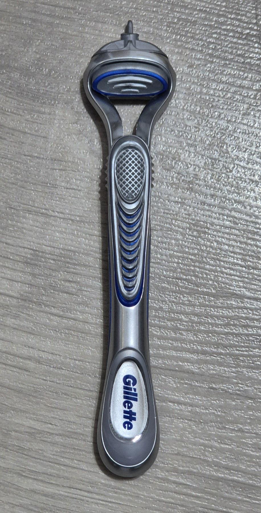 Станок для гоління чоловічий GILLETTE Fusion 5 CLASSIC без картриджів