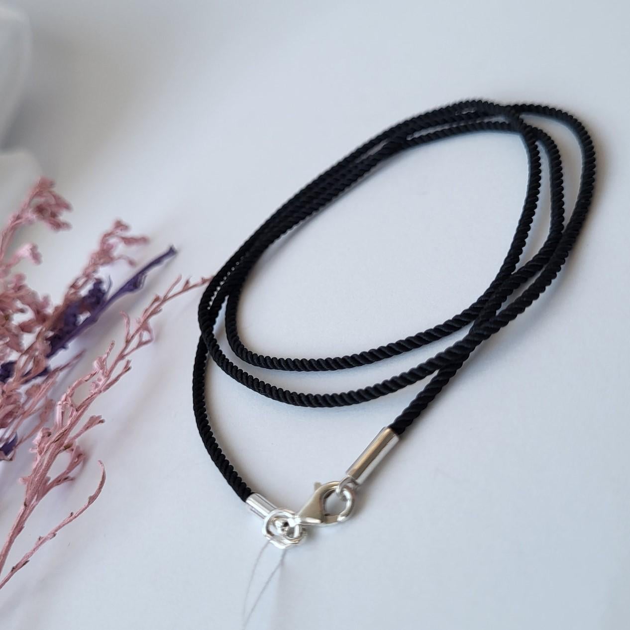 Шнурок на шею шелковый крученный из серебра 40 см 1,5 мм 925 проба 1469 0,60 г