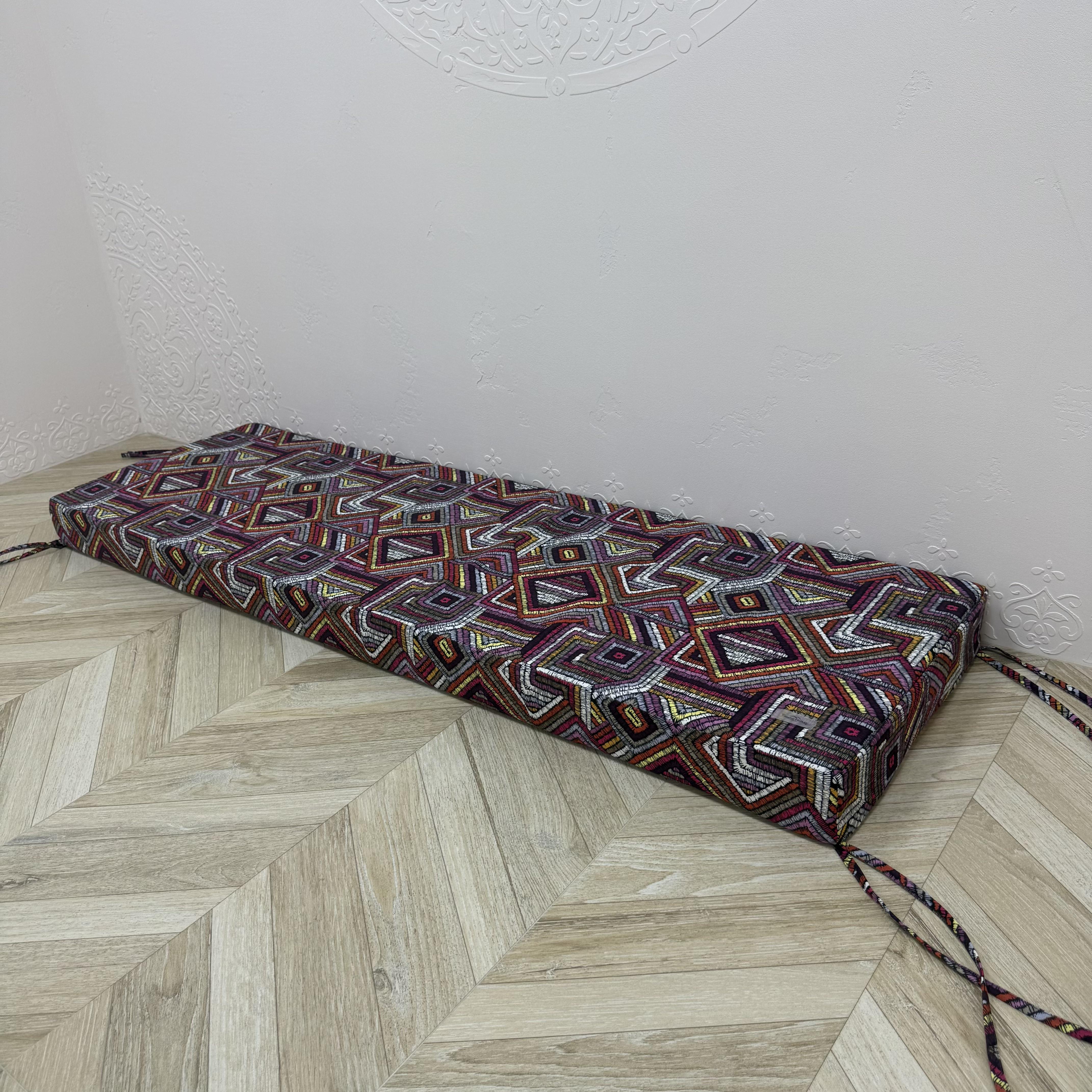Матрас Comfort Home Labirint на подоконник/каркасы/поддоны/садовая мебель 160х40х8 см