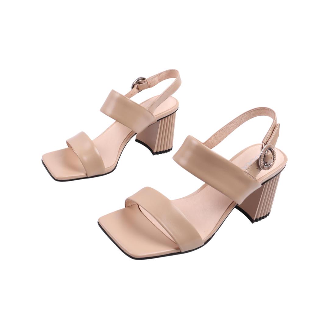 Босоножки женские Oeego из кожи р. 38 Бежевый (150-22LB)