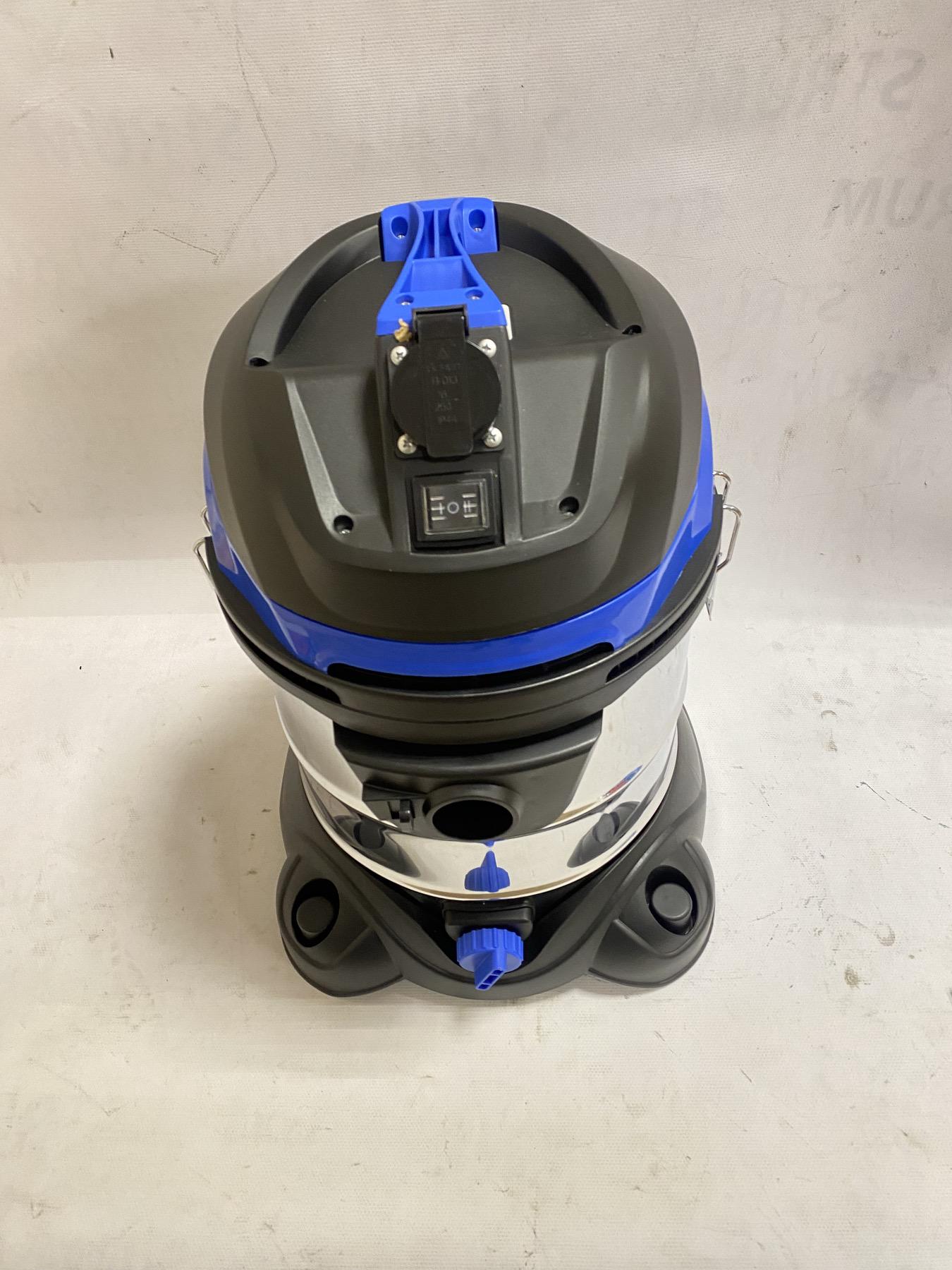 Пилосос будівельний AL-FA ALVC25L-1 для вологого та сухого прибирання 2,2 кВт 25 л (10001) - фото 9 Пилосос будівельний AL-FA ALVC25L-1 для вологого та сухого прибирання 2,2 кВт 25 л (10001) - фото 9