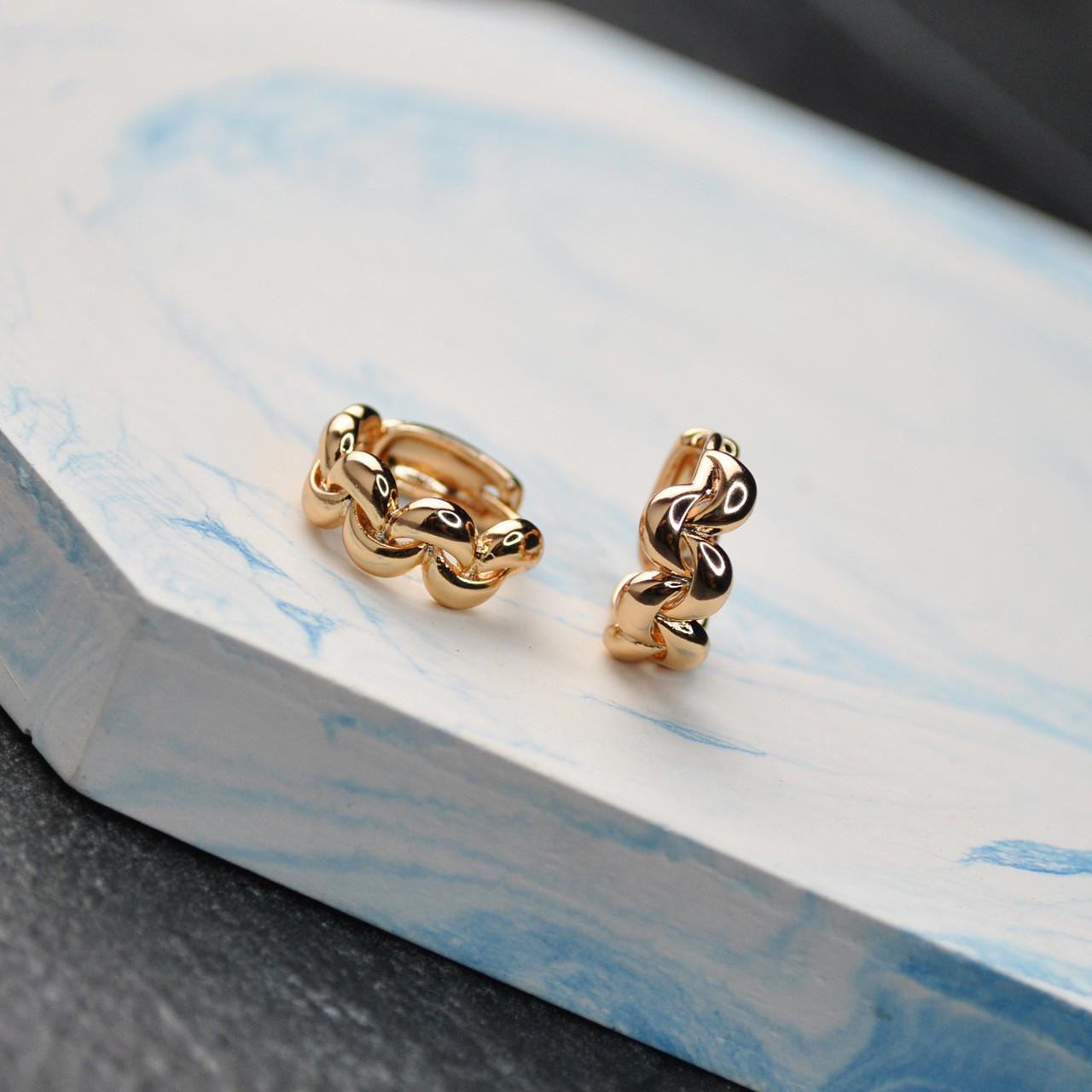 Сережки с узором широкие медицинская сталь позолота 6 мм (x026)