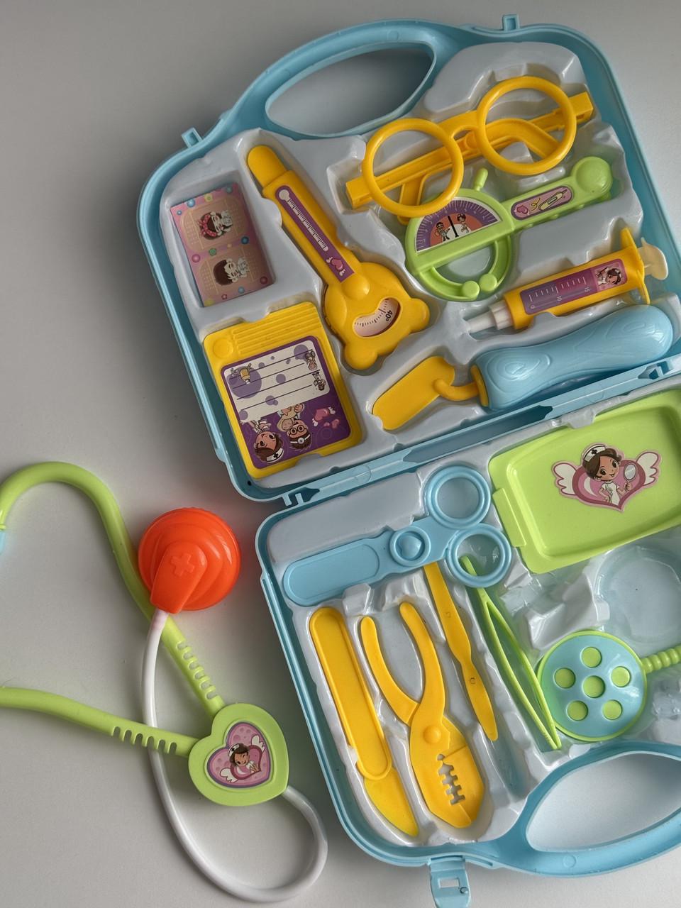 Дитячий медичний набір у валізці 21х18,5 см (61) - фото 6