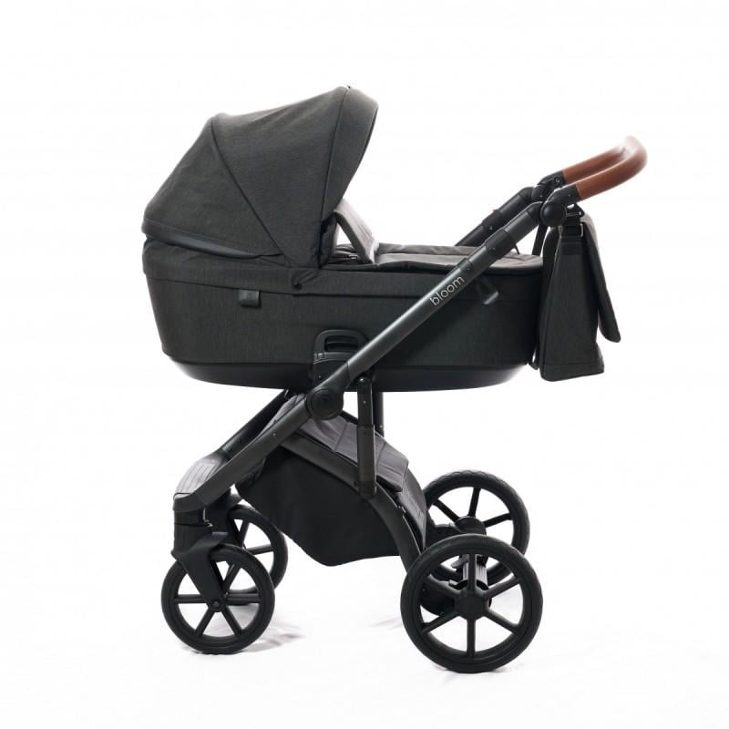 Коляска Roan Bloom универсальная 2в1 с багажной корзиной и сумкой Black stripes