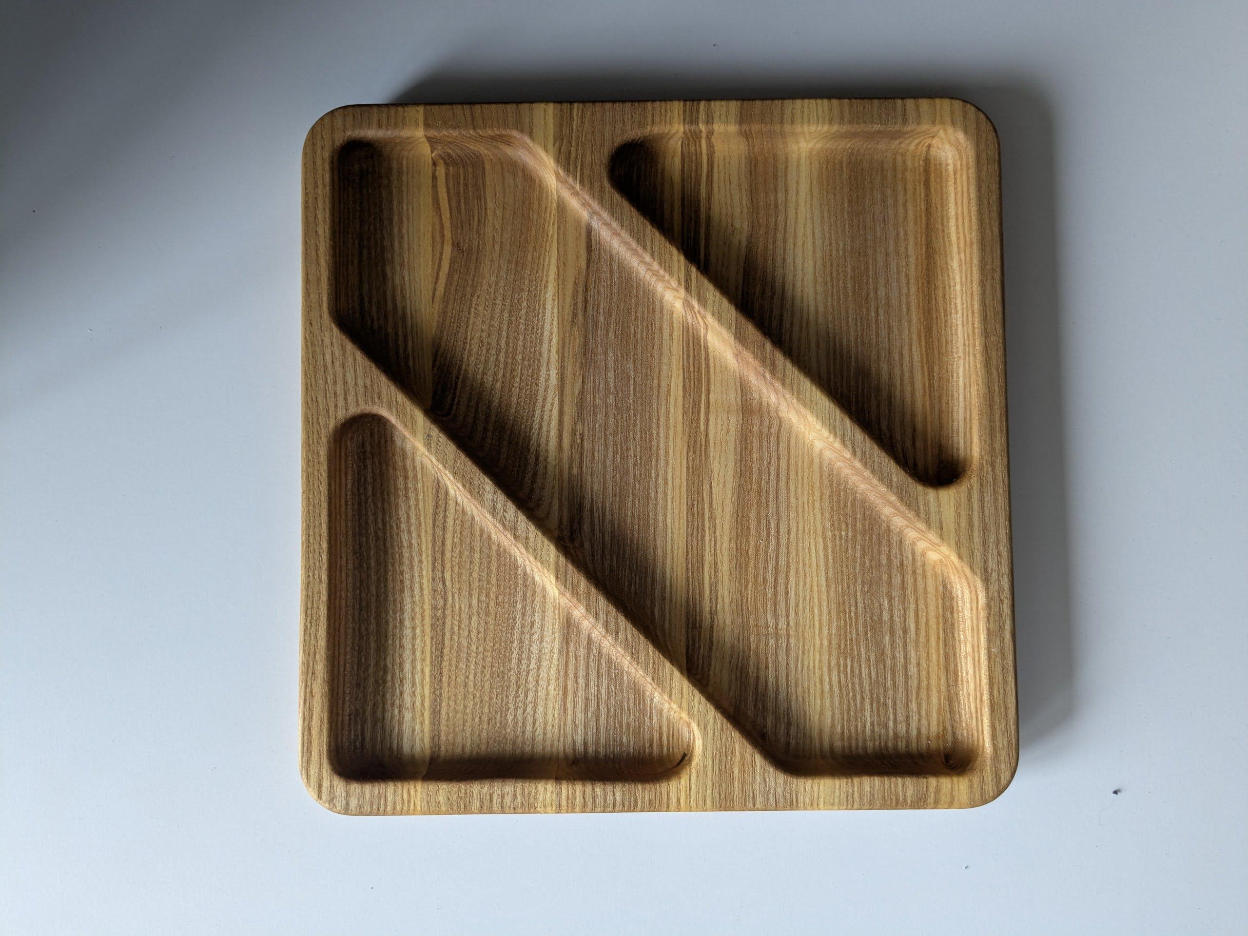 Менажниця квадратна дерев’яна з ясеня 3 діагональні секції (SP-004)