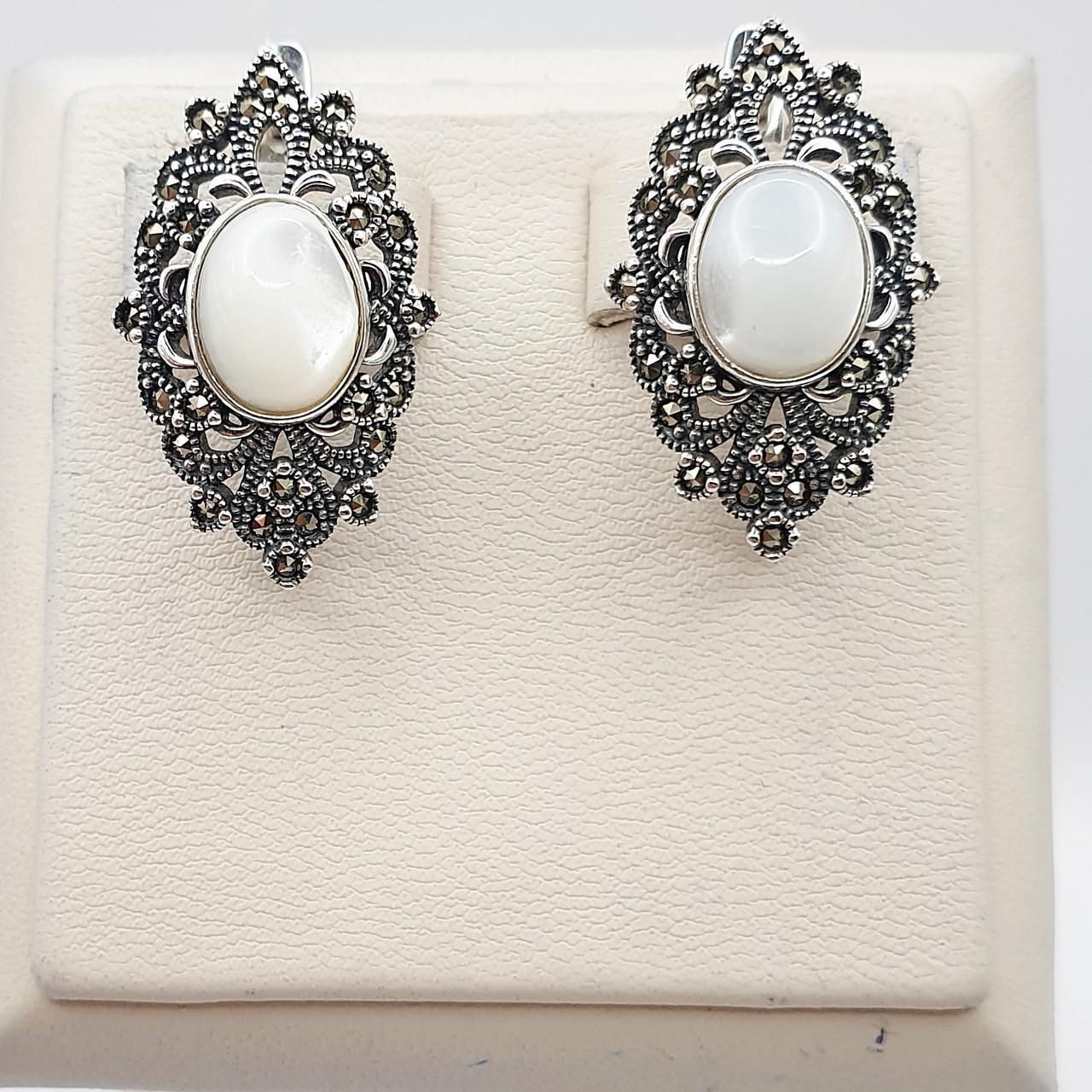 Серебряные серьги с лунным камнем 8,81 г (2731059758) Серебряные серьги с лунным камнем 8,81 г (2731059758)