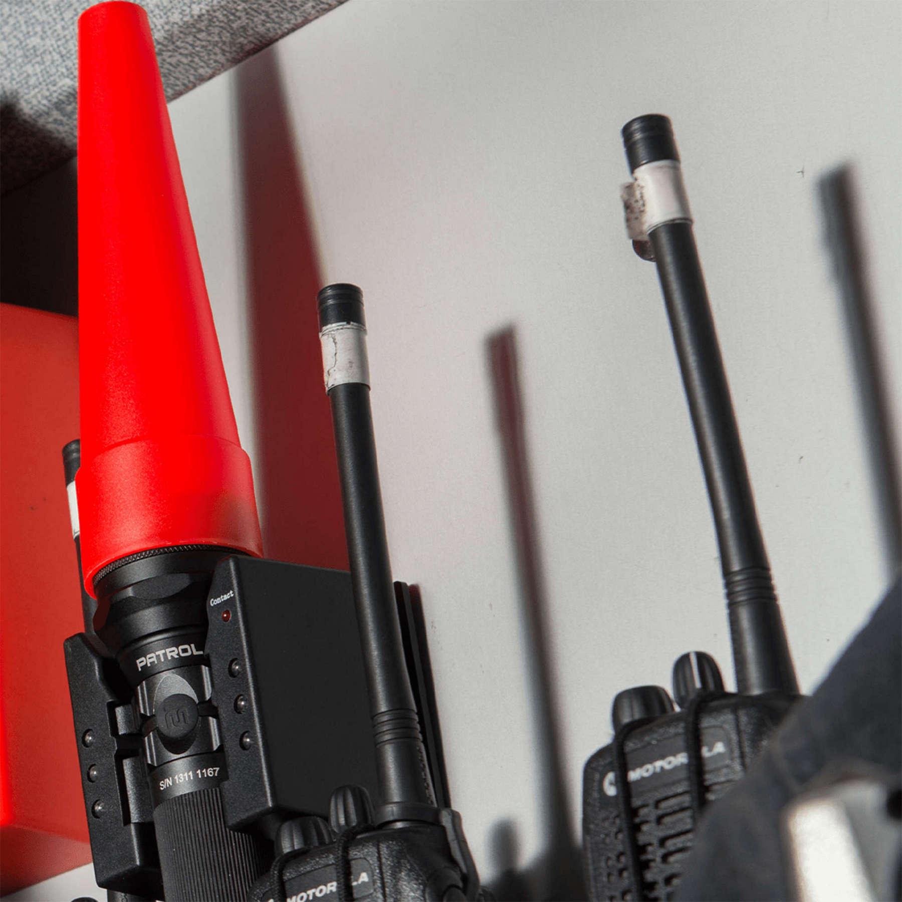 Фонарь Mactronic Patrol LTD 1000 Lm Rechargeable (THH0055) - фото 18 Фонарь Mactronic Patrol LTD 1000 Lm Rechargeable (THH0055) - фото 18