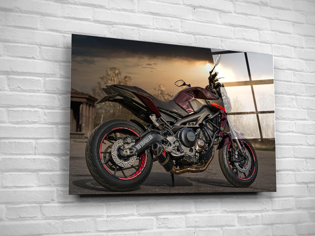 Картина на стекле NovellaPrint Yamaha MT-09 120х80 см (95.4)