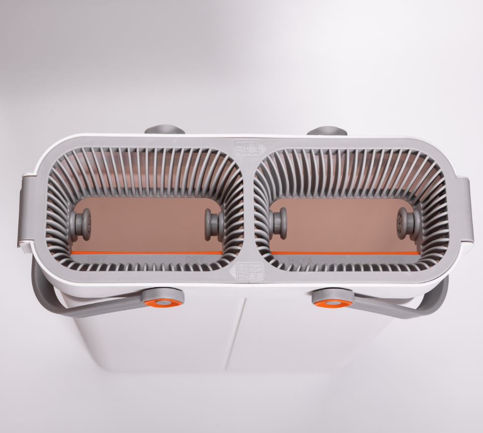 Комплект для прибирання швабра плоска та відро з 2 відсіками з віджимом Білий (HP-35015-18) - фото 4 Комплект для прибирання швабра плоска та відро з 2 відсіками з віджимом Білий (HP-35015-18) - фото 4