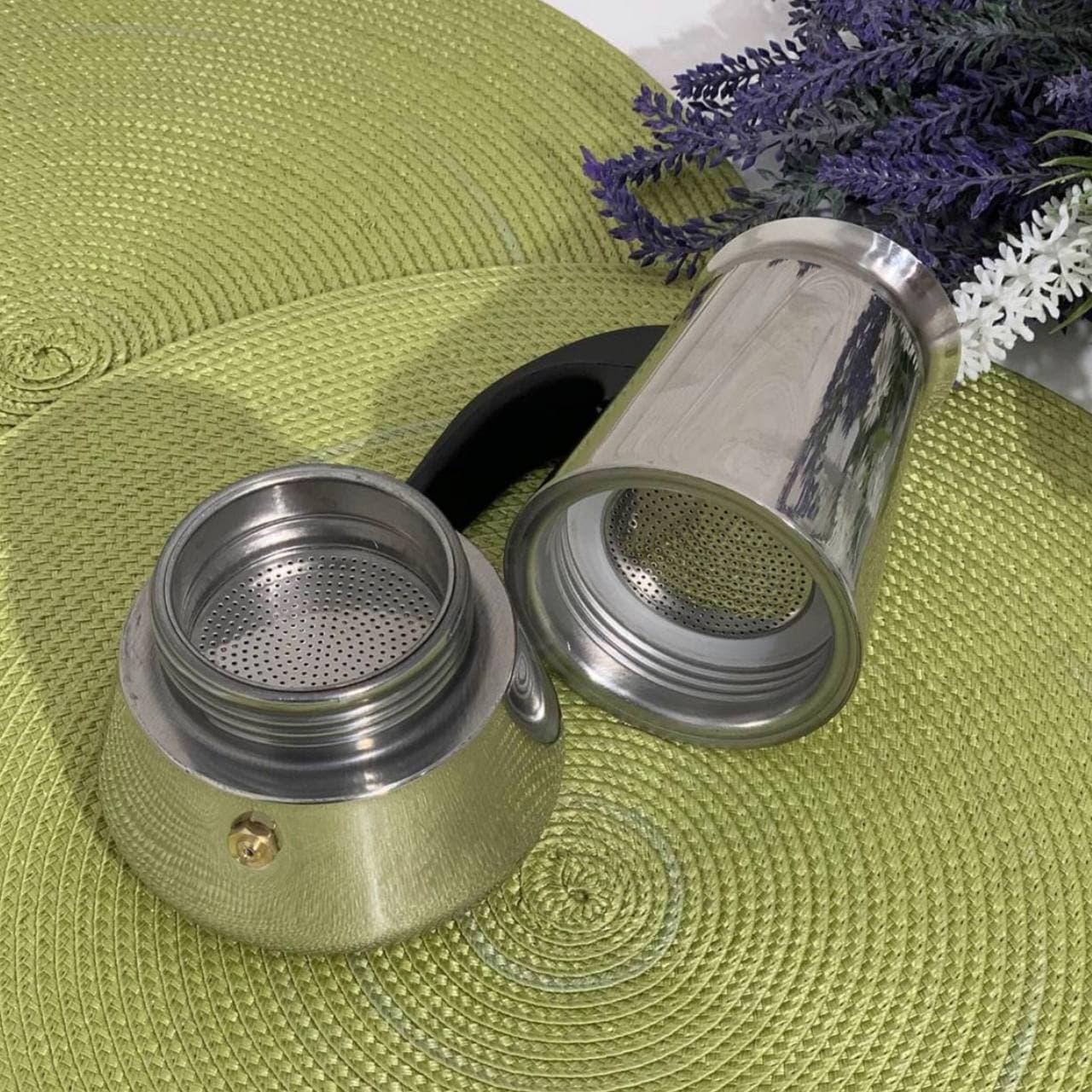 Кавоварка гейзерна Edenberg на 9 чашки 450 мл (EB-3790) - фото 3 Кавоварка гейзерна Edenberg на 9 чашки 450 мл (EB-3790) - фото 3