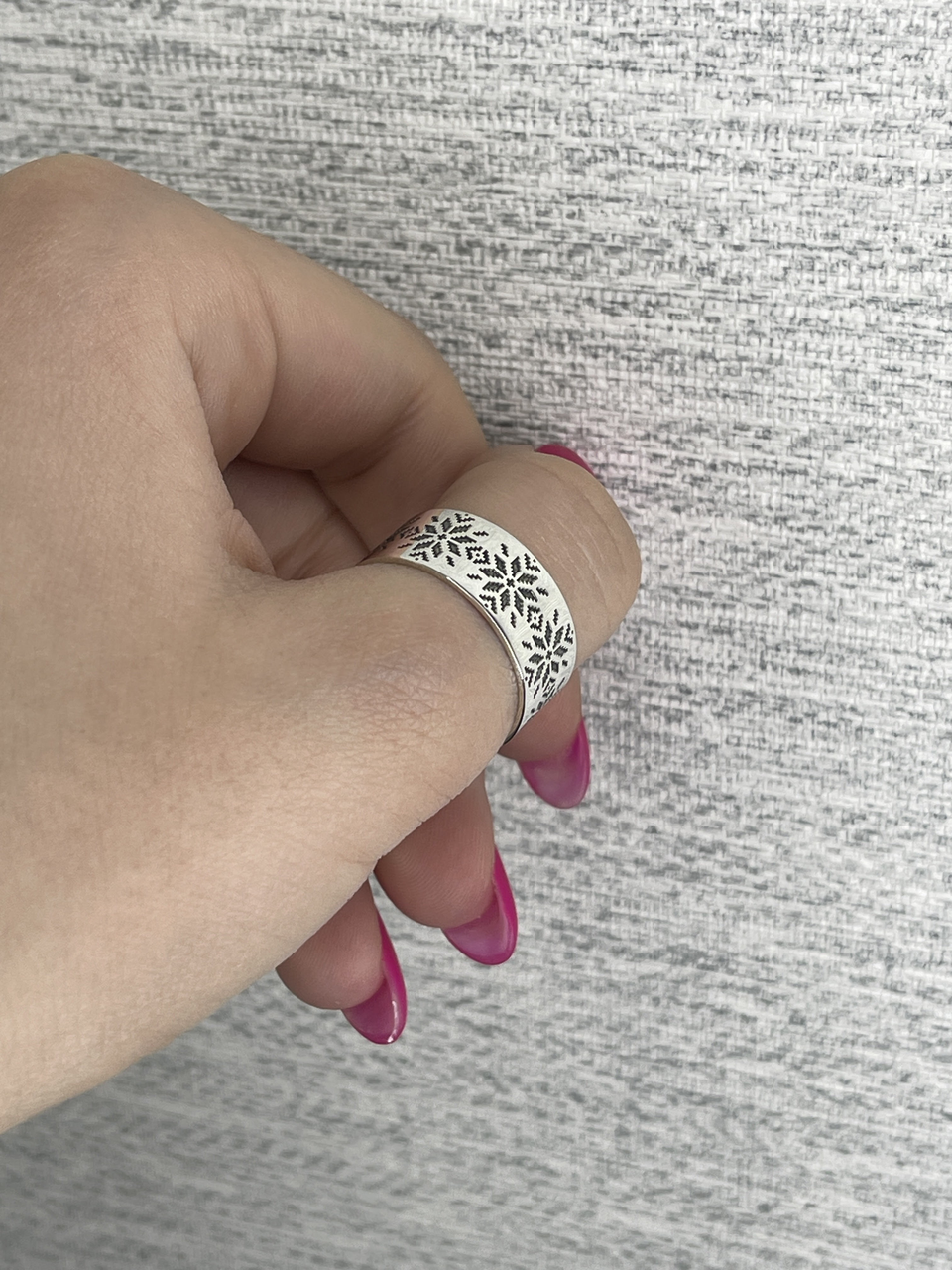 Каблучка-обручка Вишиванка Українська срібло 925° (30823310) - фото 6 Каблучка-обручка Вишиванка Українська срібло 925° (30823310) - фото 6