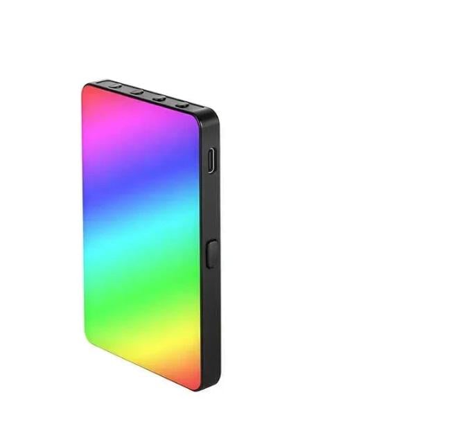 Cвет LED mini LED M16 RGB с возможностью крепления на смартфон и встроенный аккумулятор