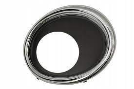 Решітка бампера AVTM Nissan Qashqai/Rogue Sport 14-17 права с отв с хром окуляром (185036912)