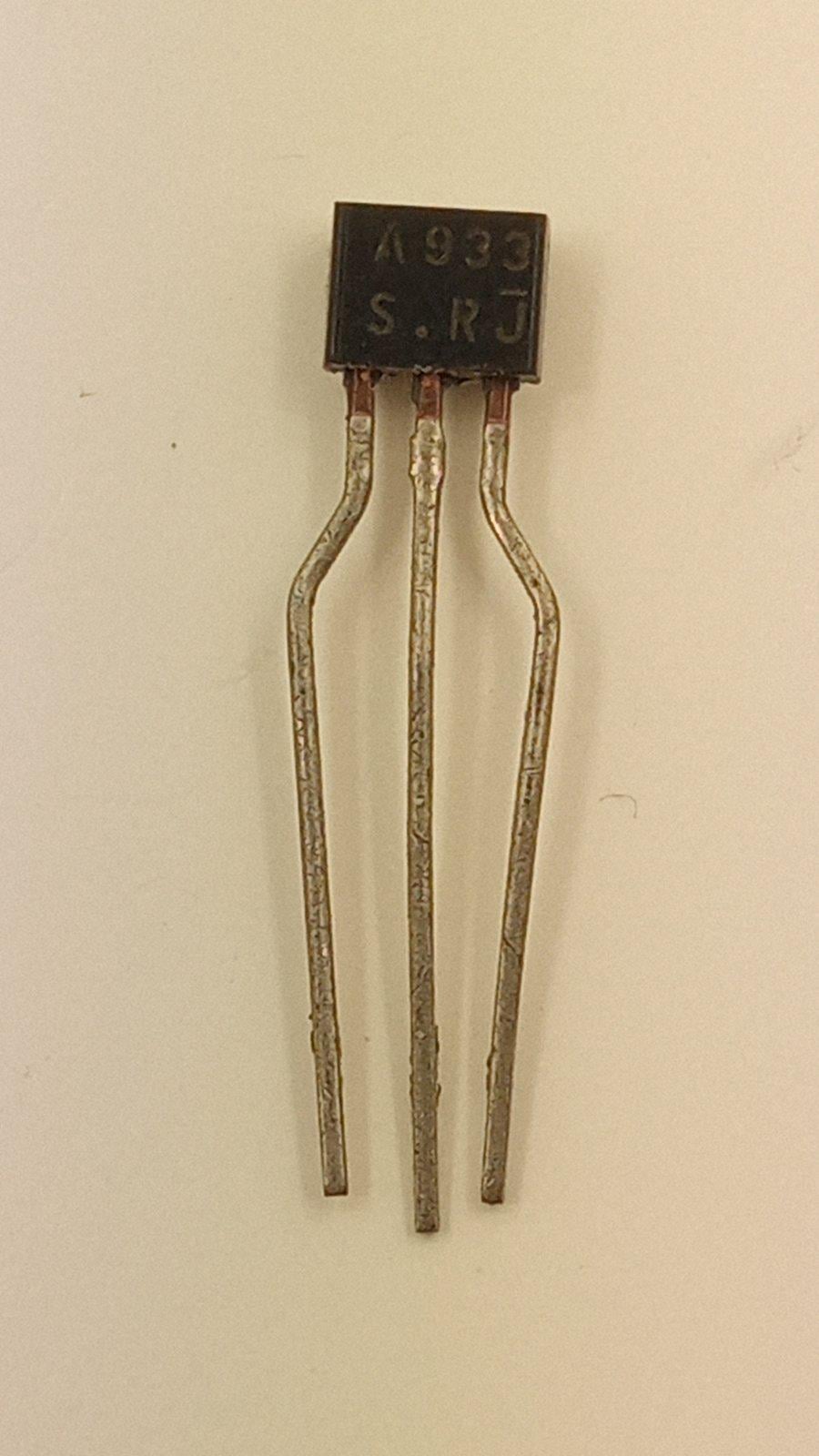 Транзистор 2SA933 (05585)