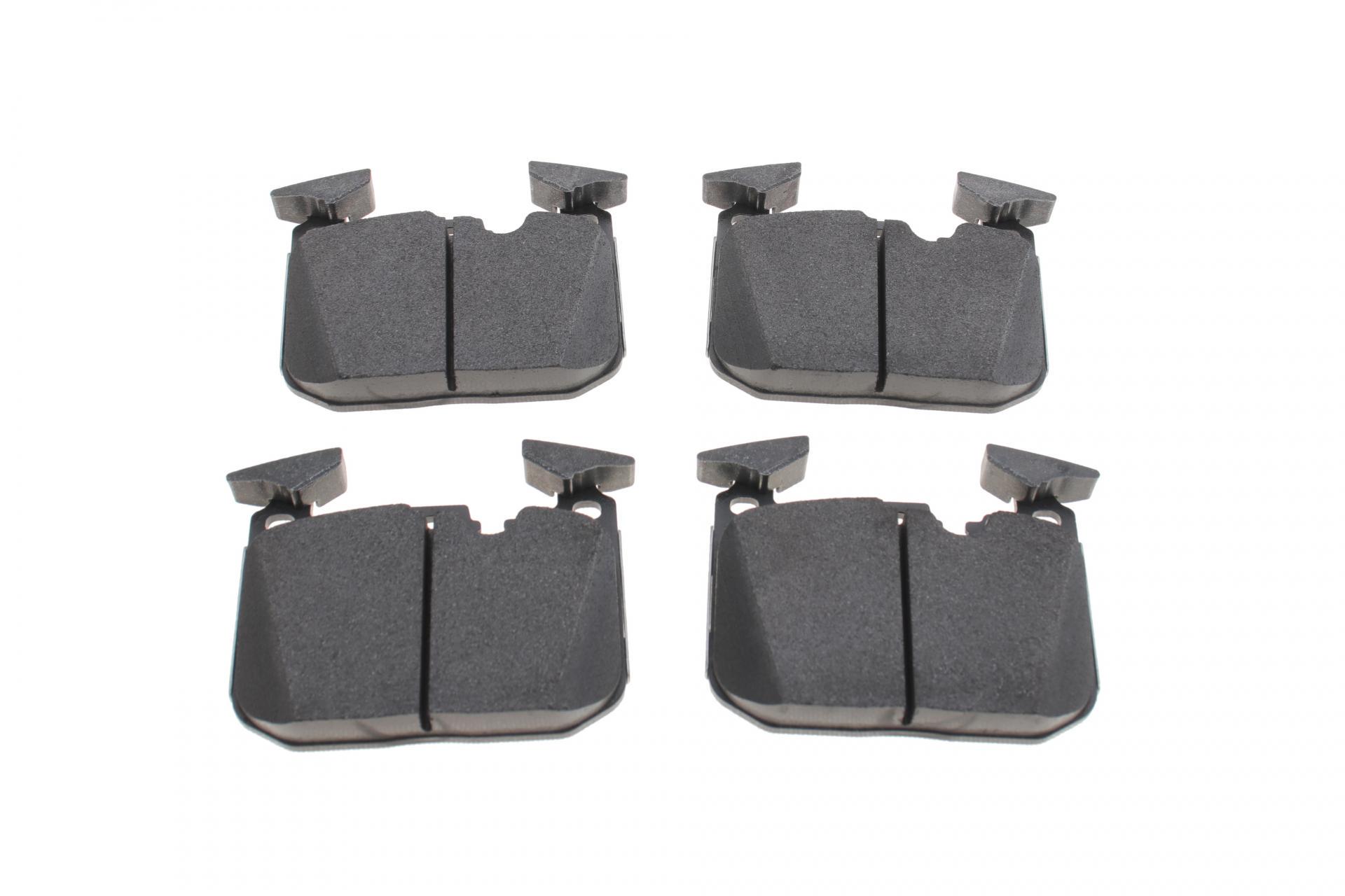 Тормозные колодки передние TEXTAR для BMW 3 F30/F31/F34/4 F32/F36 11- Brembo (2502805)