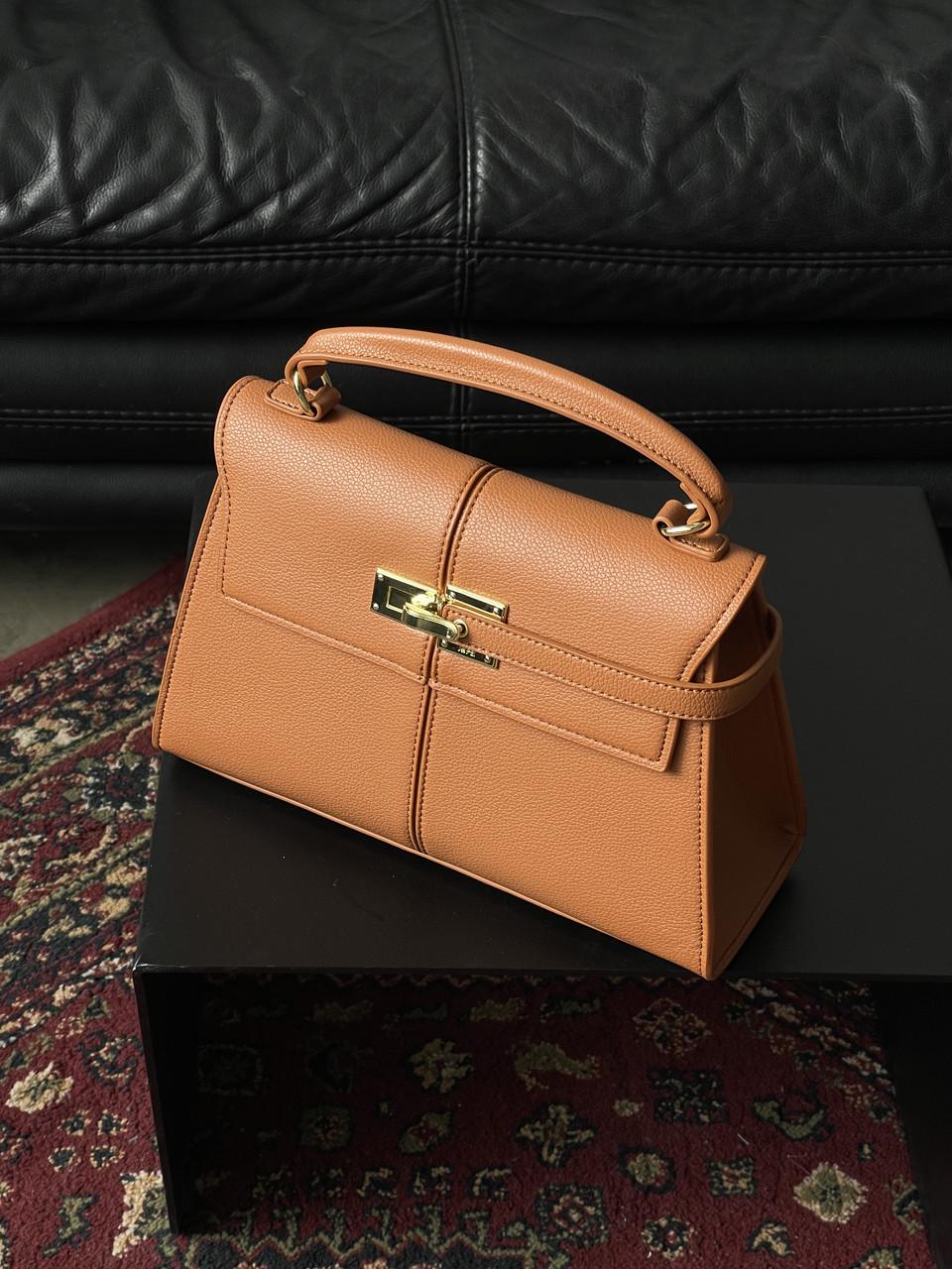Сумка женская JW PEI Elise Large Top Handle Bag через плечо Коричневый/Золотой (2571562772) Сумка женская JW PEI Elise Large Top Handle Bag через плечо Коричневый/Золотой (2571562772)