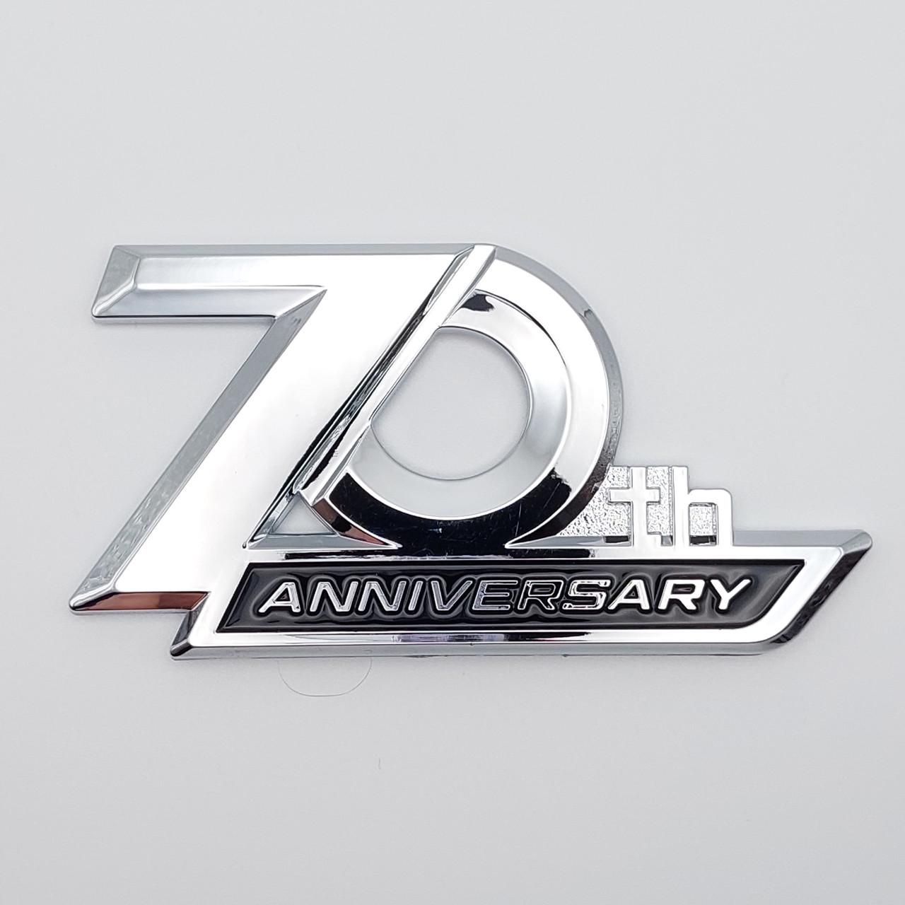 Эмблема надпись 70th Anniversary Хром Toyota (1759818364)