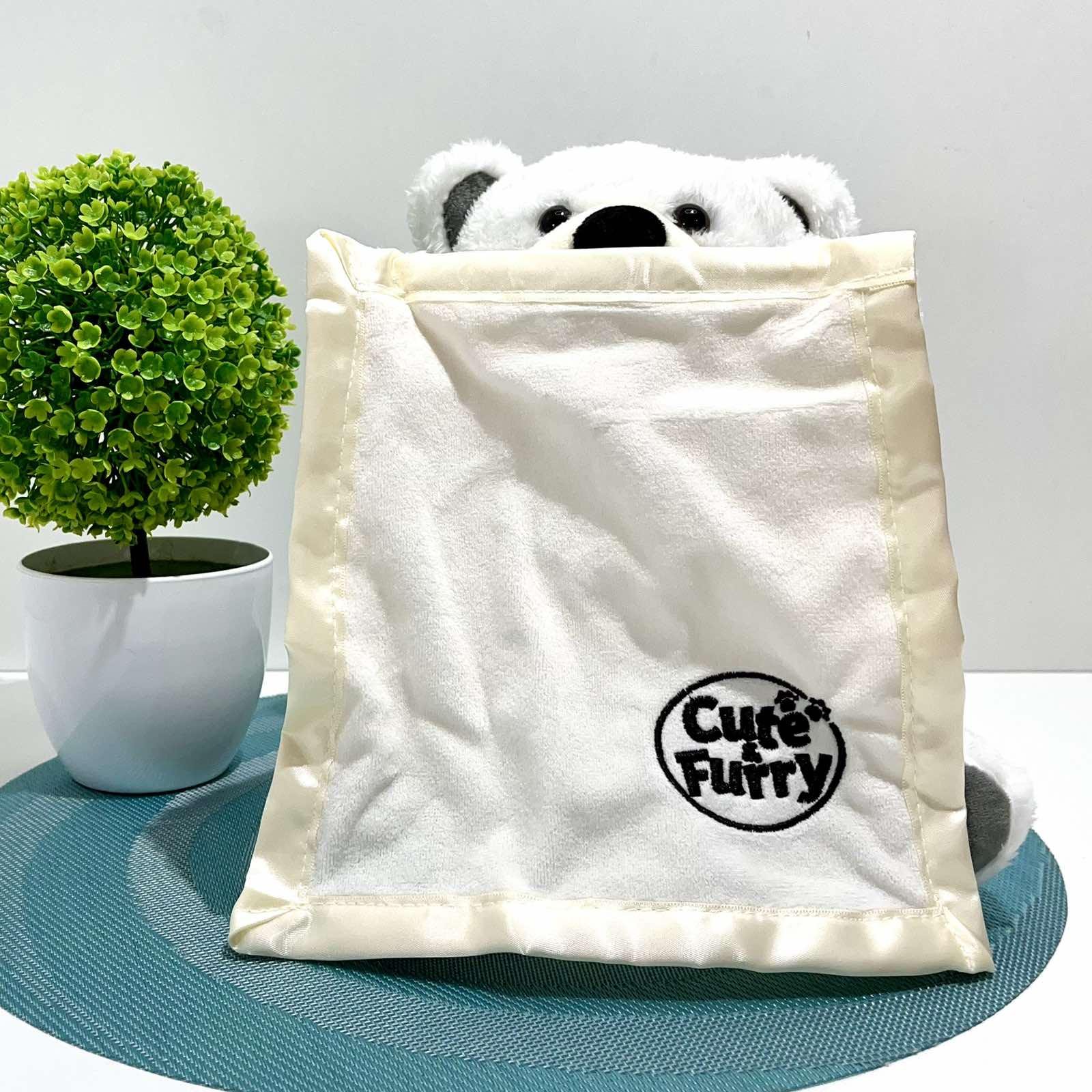 Интерактивная игрушка Мишка-сказочник играет в прятки/рассказывает сказки Белый (M 5843 I UA) - фото 5 Интерактивная игрушка Мишка-сказочник играет в прятки/рассказывает сказки Белый (M 5843 I UA) - фото 5