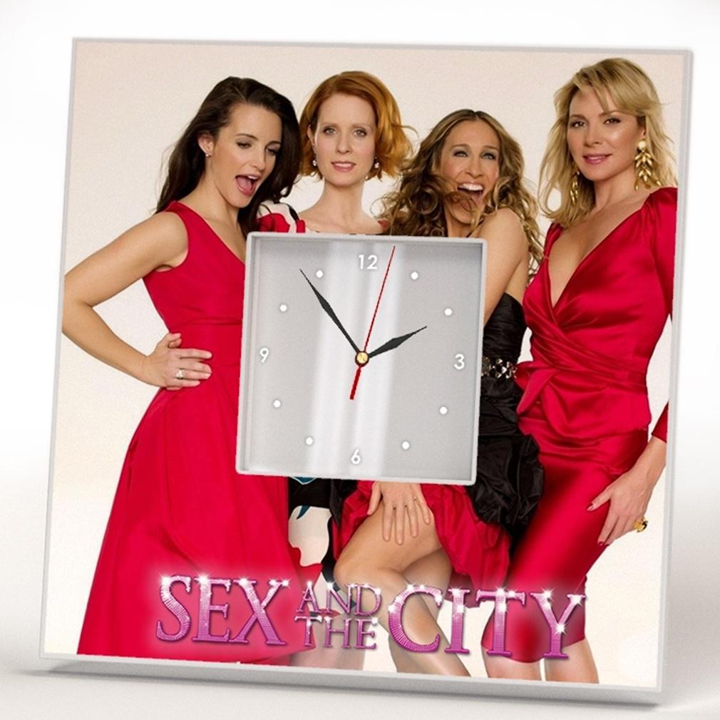 Часы Герои сериала "Sex and the City" 260x260 мм (C00877)