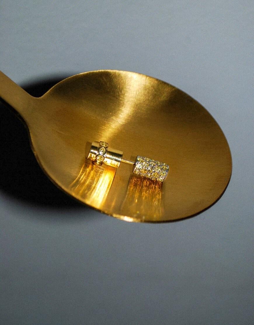 Половина моносережки Balance з жовтим камінням жіноча RIMMART JEWELRY золота One size Половина моносережки Balance з жовтим камінням жіноча RIMMART JEWELRY золота One size