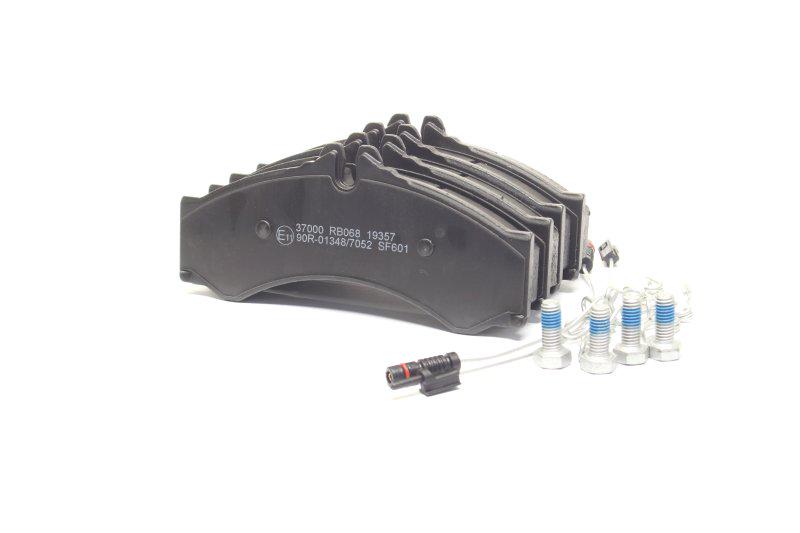 Тормозные колодки дисковые ABS mb/vw sprinter 400/lt 46 передние (37000)