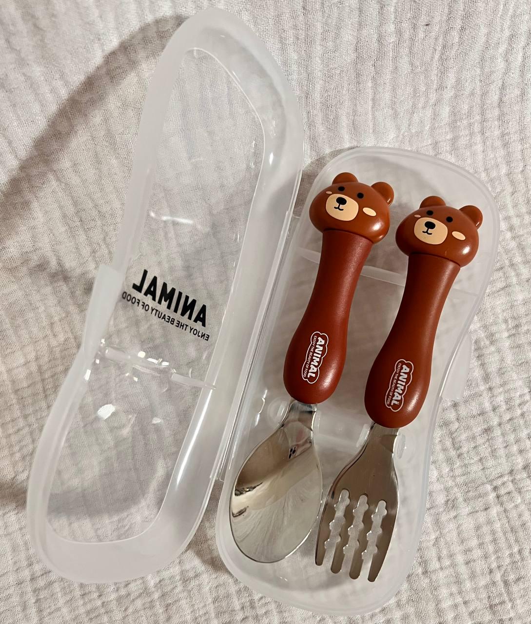 Набор детских столовых приборов Мишки ложка и вилка в кейсе (85782) - фото 2