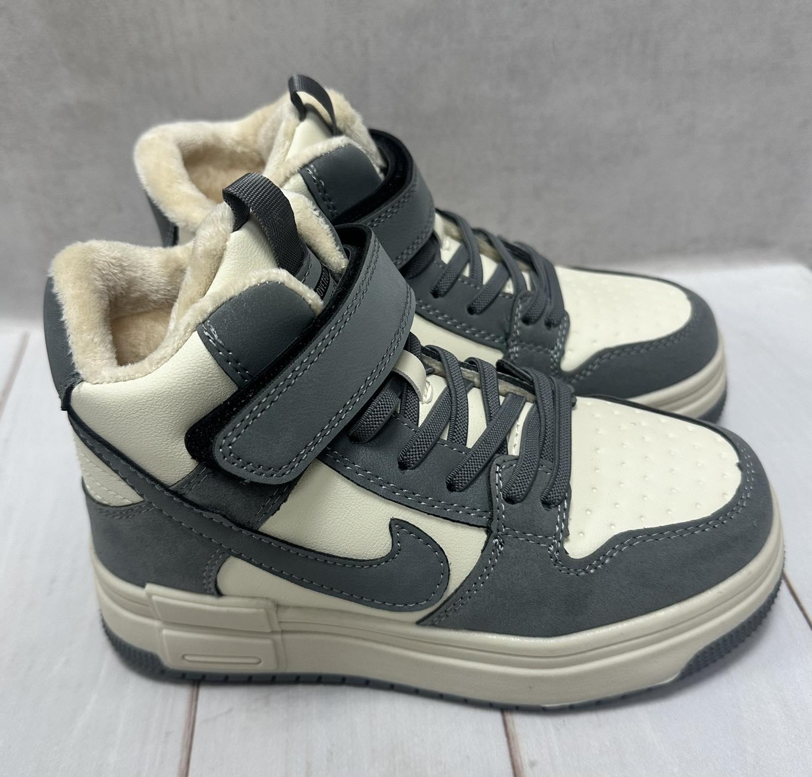 Зимові дитячі кросівки на овчині Bessky р. 34 22 см Сірий - фото 6