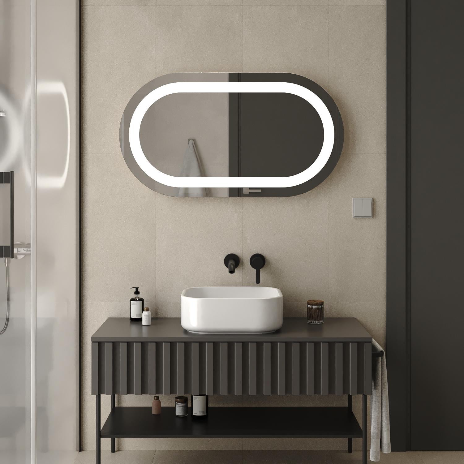 Зеркало с LED-подсветкой Лидс 900x600 мм и кнопочным управлением