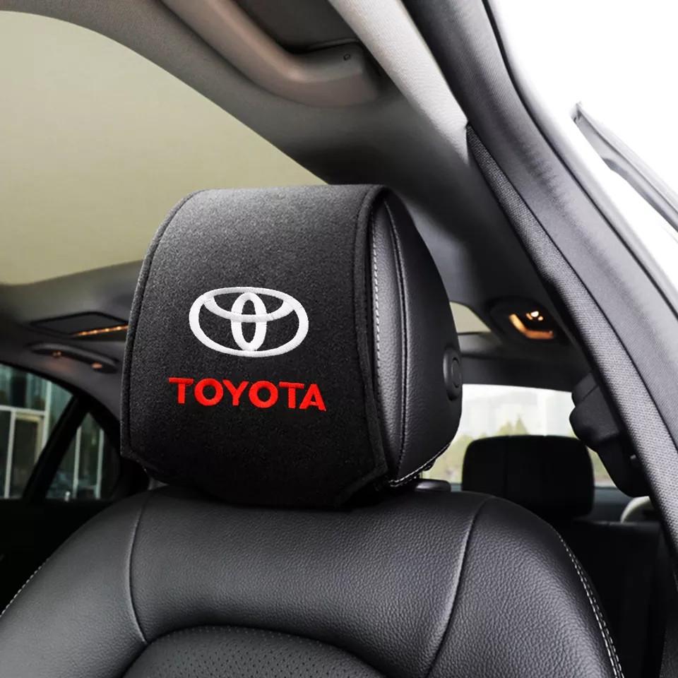 Чохол на підголовник с логотипом Toyota 2 шт. (1728571379)