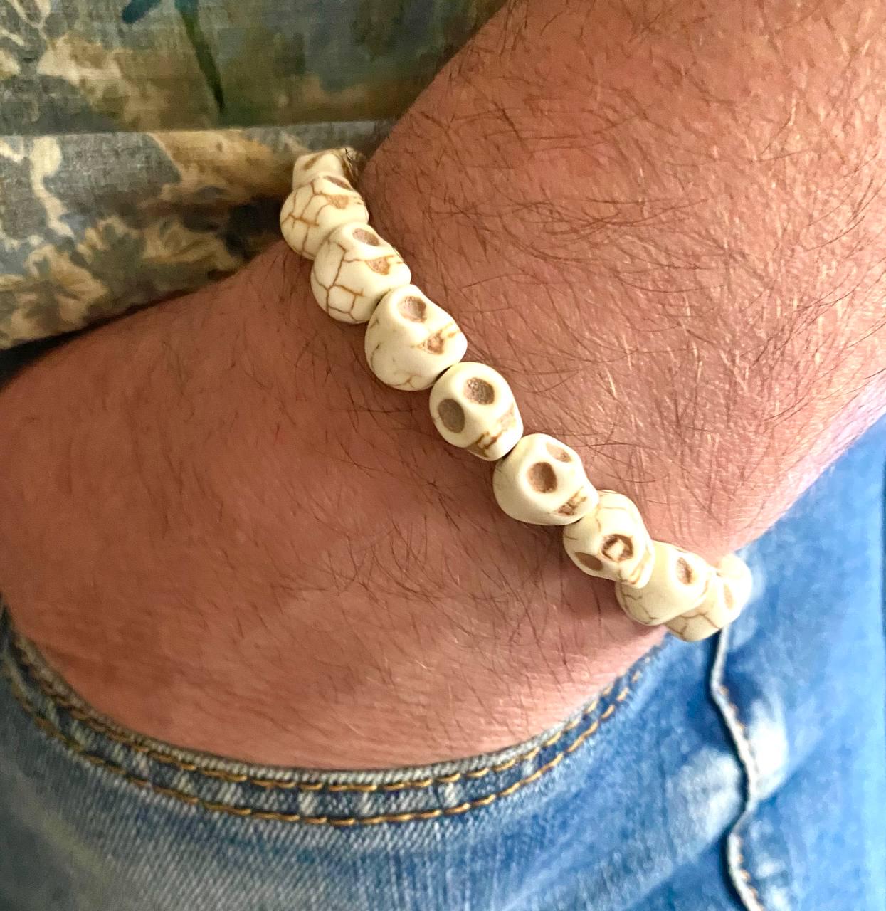 Браслет LITAURS из натуральных камней гоулит в виде черепков М 15-17 см (250206) - фото 2 Браслет LITAURS из натуральных камней гоулит в виде черепков М 15-17 см (250206) - фото 2