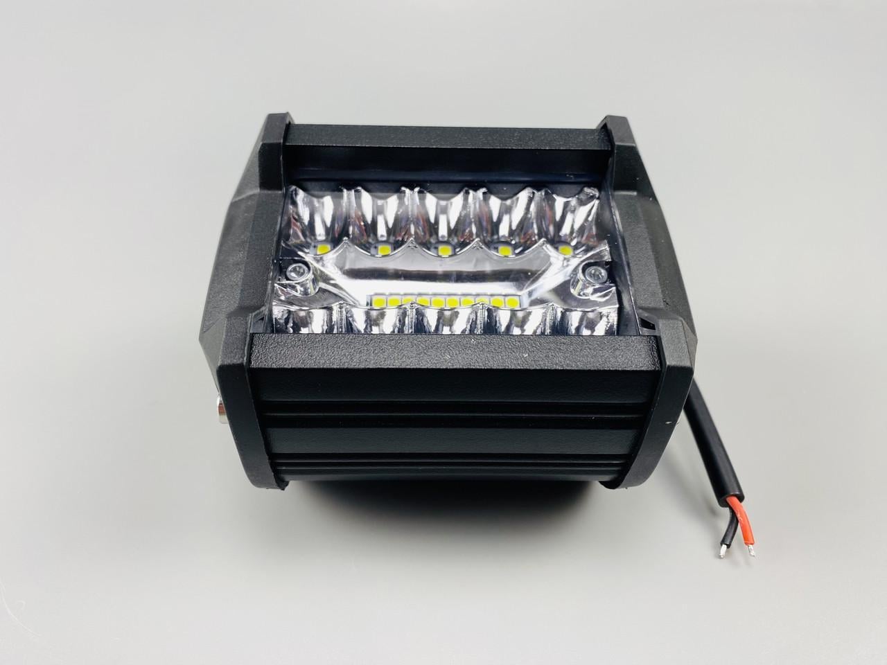 Фара светодиодная прямоугольная 60W 20 диодов рабочий свет для автомобиля