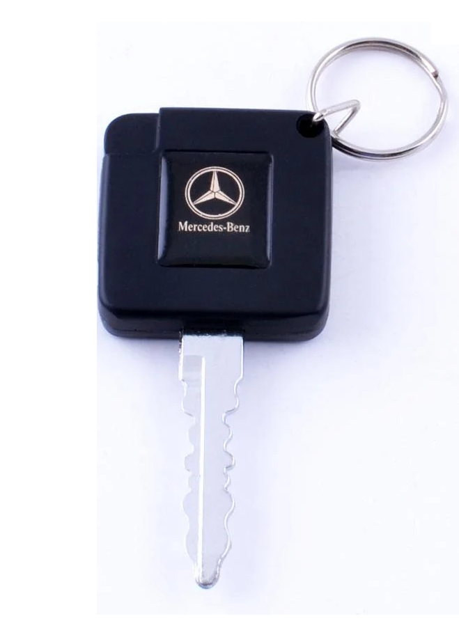 Зажигалка карманная Ключ от Mercedes-Benz Black (32161831)