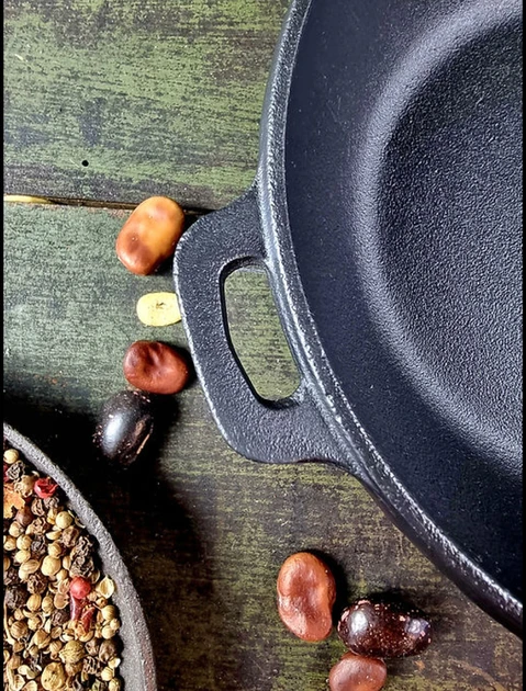 Сковорода Maysternya чугунная 34х7 см 1,7 л (22720420) - фото 5 Сковорода Maysternya чугунная 34х7 см 1,7 л (22720420) - фото 5