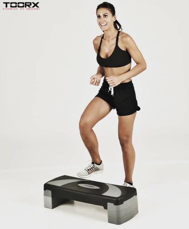Степ-платформа Toorx Training 2-ступенчатая 68x28x10-15 см (AHF-023) - фото 2 Степ-платформа Toorx Training 2-ступенчатая 68x28x10-15 см (AHF-023) - фото 2