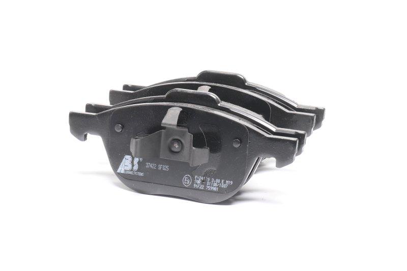 Тормозные колодки дисковые ABS Ford/Mazda/Volvo Focus/c-max/3/c30/s40 передние (37422) Тормозные колодки дисковые ABS Ford/Mazda/Volvo Focus/c-max/3/c30/s40 передние (37422)