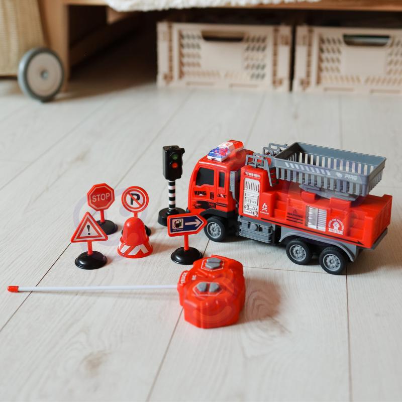 Пожарная машина Woopie с подъемником и дистанционным управлением - фото 5