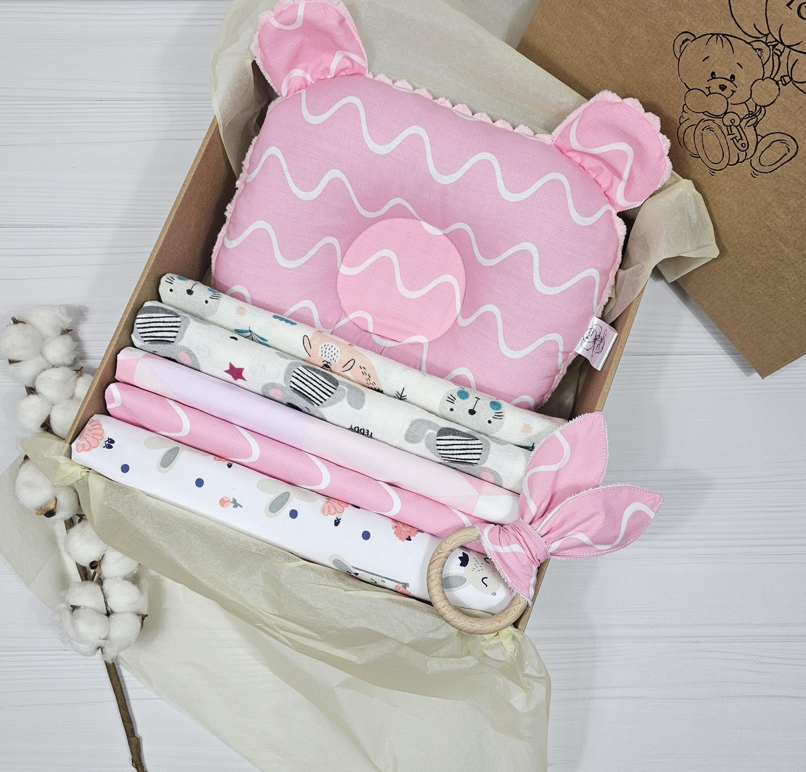 Подарочный набор a.l.babybox Волны розовые 7 пр. (NA 21182311) Подарочный набор a.l.babybox Волны розовые 7 пр. (NA 21182311)