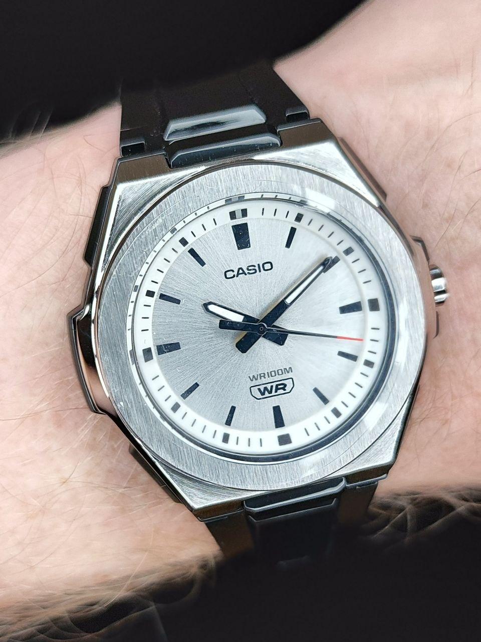 Наручные часы женские Casio LWA-300H-7E2 Timeless Collection Casio Collection с водозащитой 100 м Серебряный (2932574992) Наручные часы женские Casio LWA-300H-7E2 Timeless Collection Casio Collection с водозащитой 100 м Серебряный (2932574992)