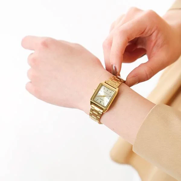 Годинник Casio LTP-V007G-9E (302835) - фото 4 Годинник Casio LTP-V007G-9E (302835) - фото 4