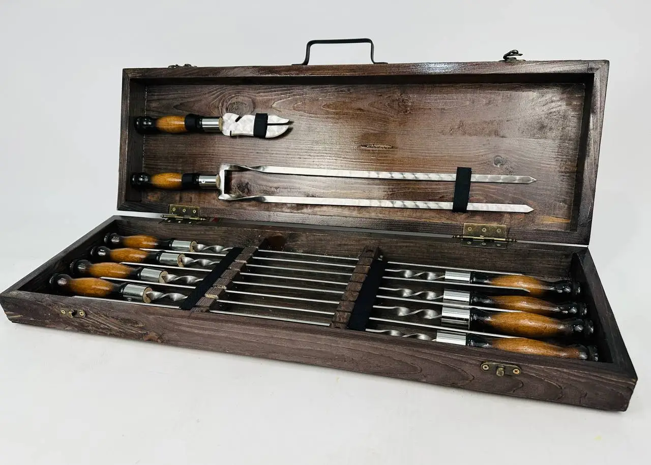 Набір шампурів у кейсі Преміум середній дерев'яний з нержавіючої сталі (2-10-KS-7612) - фото 4 Набір шампурів у кейсі Преміум середній дерев'яний з нержавіючої сталі (2-10-KS-7612) - фото 4