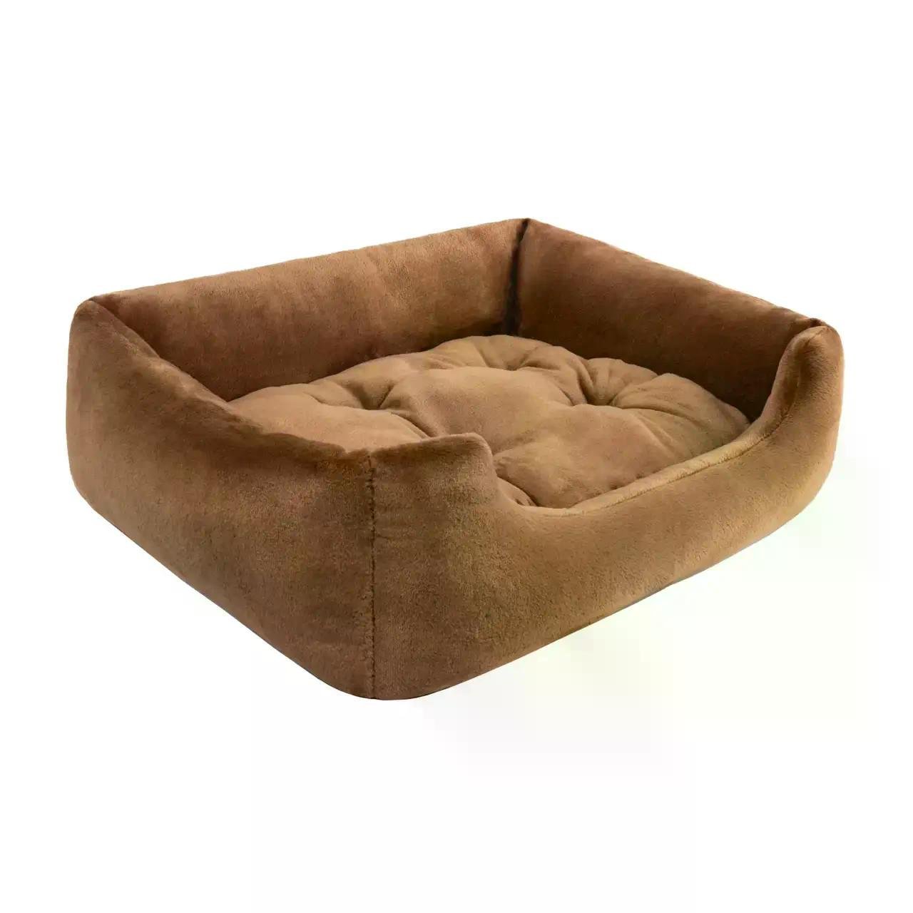 Лежанка открытая плюшевая прямоугольная для собак и кошек мягкая 45х57х14 см Карамель