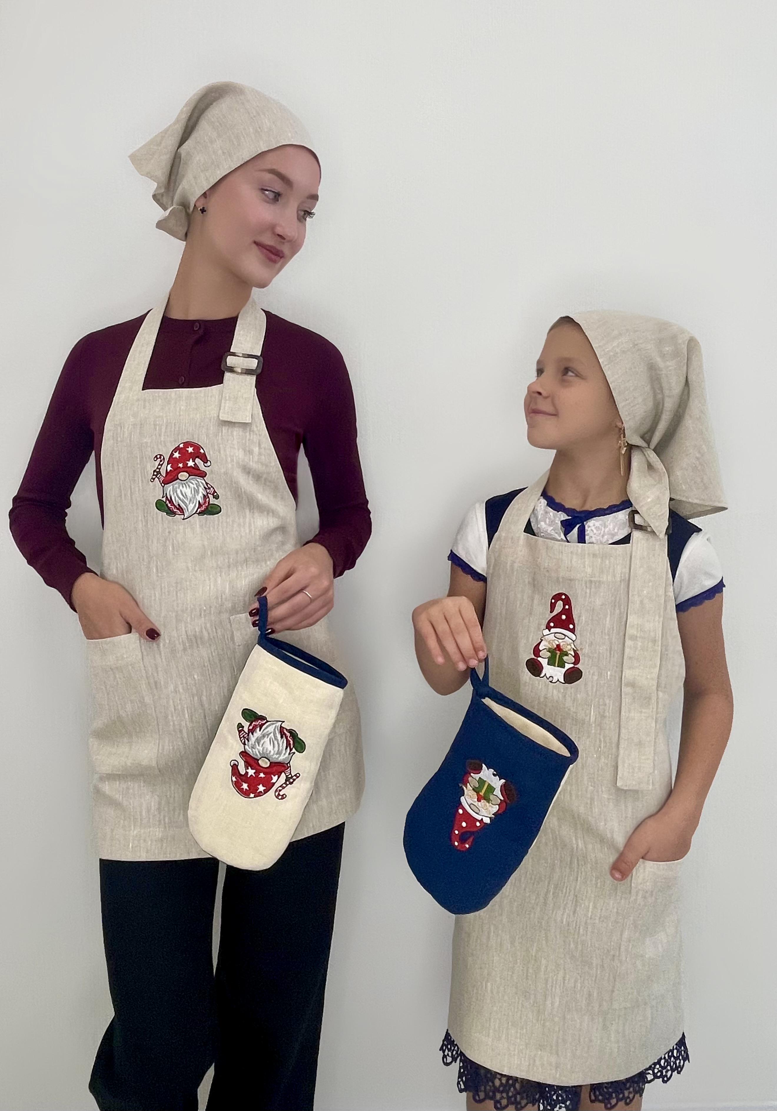 Комплекты с вышивкой Гном 2 платка/2 фартука/2 перчатки (30101256) - фото 8 Комплекты с вышивкой Гном 2 платка/2 фартука/2 перчатки (30101256) - фото 8