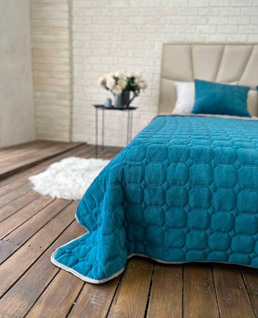 Покривало двостороннє з мікрофібри 210х230 см з подушками 2 шт. 40х60 см Синій (Д-cap-podush-006) - фото 2 Покривало двостороннє з мікрофібри 210х230 см з подушками 2 шт. 40х60 см Синій (Д-cap-podush-006) - фото 2