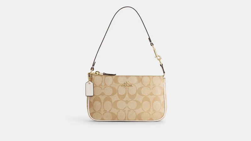 Сумка женская Coach Nolita 19 In Signature Canvas Бежевый Light Khaki/Chalk - фото 1