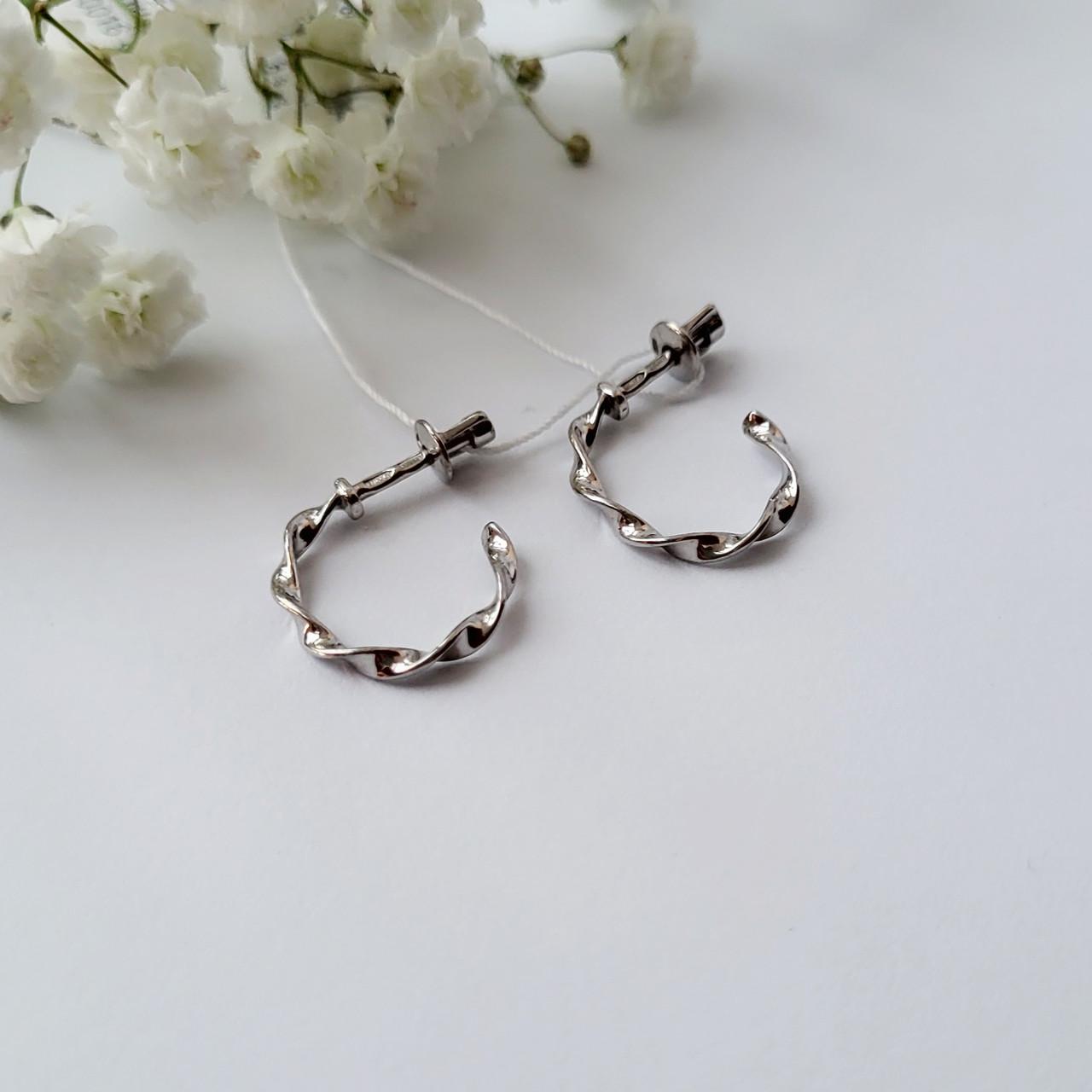 Серьги на закрутках Круг без камня серебро 925 пробы 1,42 г (82886) Серьги на закрутках Круг без камня серебро 925 пробы 1,42 г (82886)