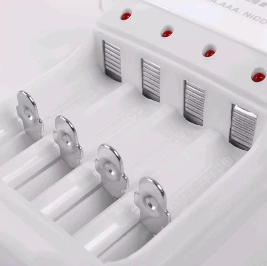 Зарядний пристрій для батарей Jiabao Charger JB-212 з 4-ма батарейками (1571842214) - фото 2 Зарядний пристрій для батарей Jiabao Charger JB-212 з 4-ма батарейками (1571842214) - фото 2