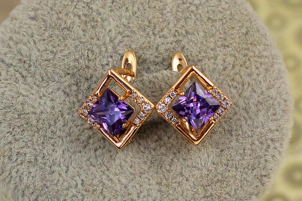 Серьги Xuping Jewelry ромбик с фиолетовым камнем 1,4 см Золотистый (27984150)