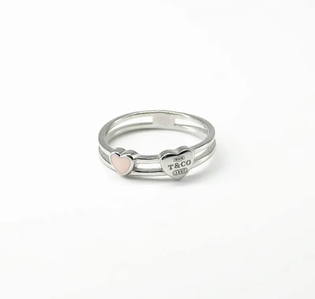 Кольцо серебряное женское без камней Сердце с эмалью серебро 925 пробы родированное р. 17 (к2р/1029)